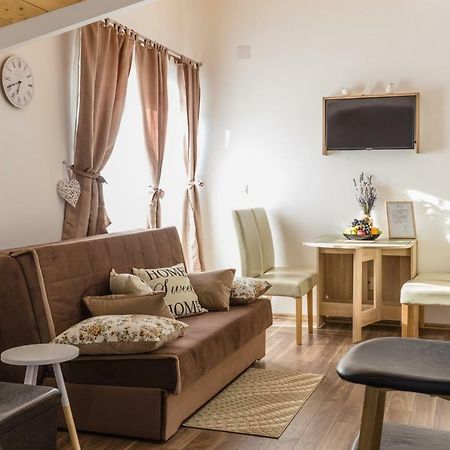 Studio Apartments Eagle Rakovica Zewnętrze zdjęcie